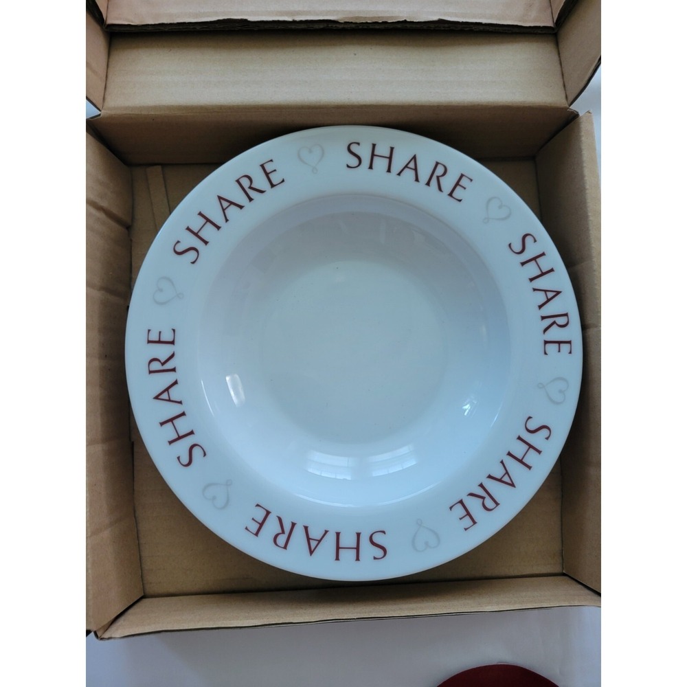 The Pampered Chef Round Up From The Heart 2015 SHARE Soup Bowl w/Box‎ 2953